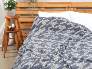 Goose Foot XL Throw