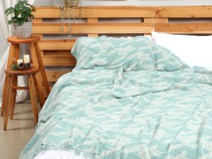 Goose Foot XL Throw