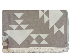Liva Throw