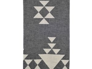 Liva Throw