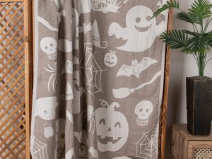 Hallowen Throw