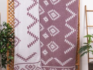 Truva Throw
